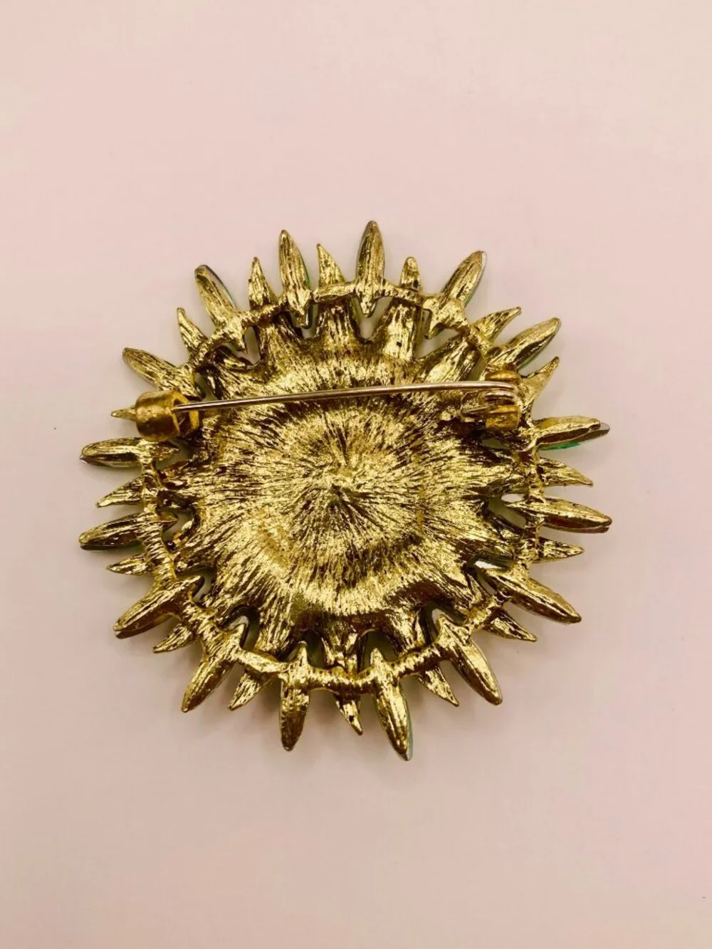 Green Rhinestone Gold-Tone Sunburst Brooch Pin -97B